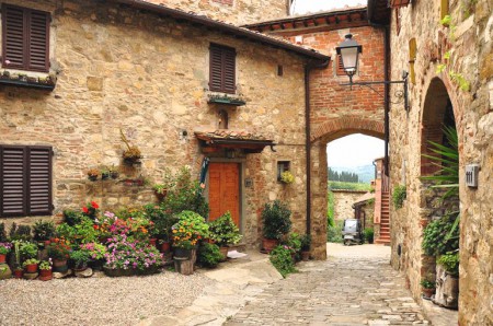 Child-friendly accommodations in Tuscany